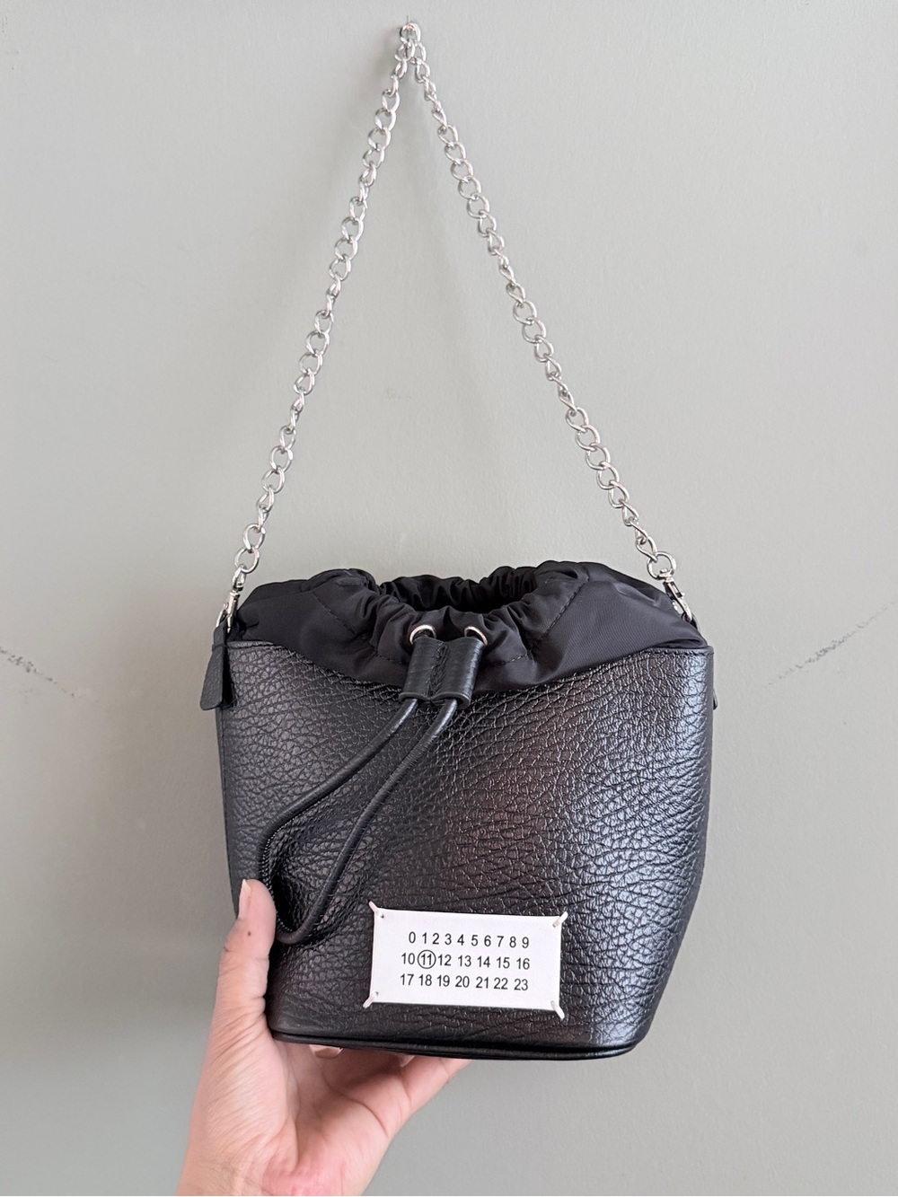 Maison Margiela 5AC Mini Bucket Bag Black‎ Grained Leather Chain Shoulder